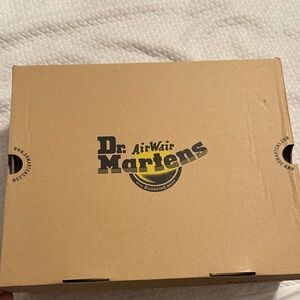 Dr. Martens V Jadon ll mono (worn once) WHITE